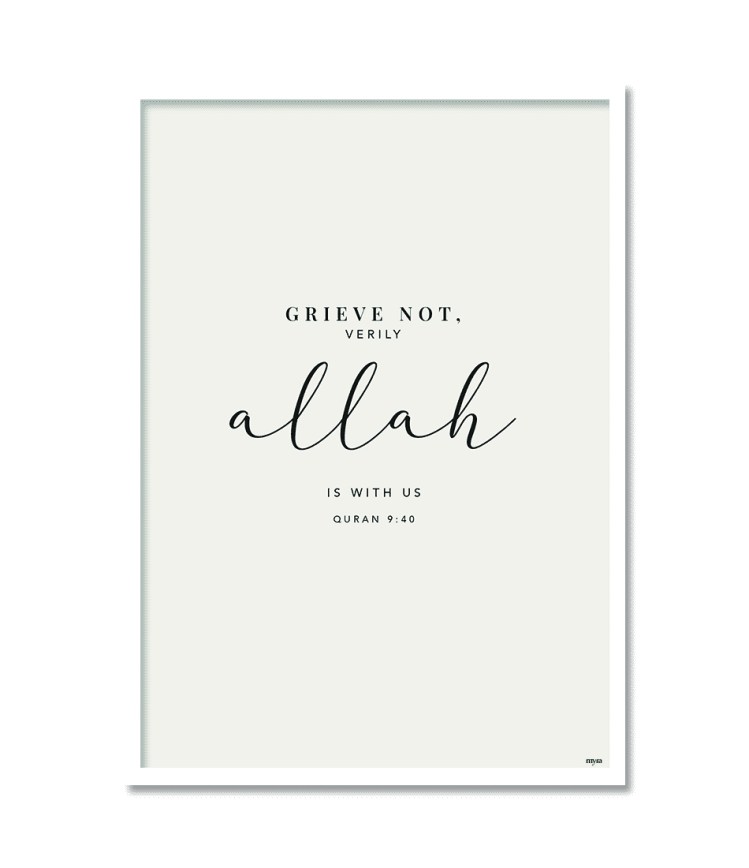 0037_allah-is-with-us-white4